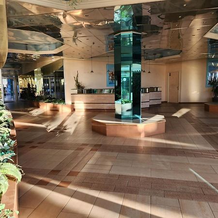 Exclusive Panoramic Sea View In Victoria Beach مينتون المظهر الخارجي الصورة