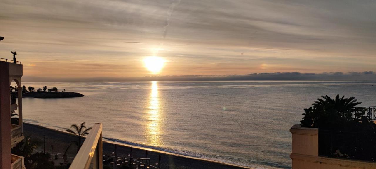 Exclusive Panoramic Sea View In Victoria Beach مينتون المظهر الخارجي الصورة