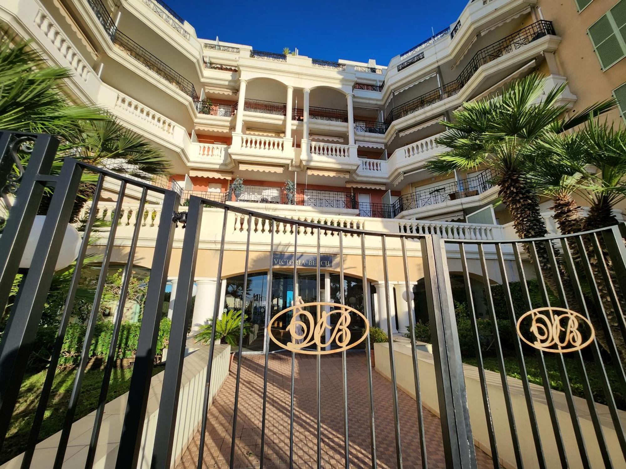Exclusive Panoramic Sea View In Victoria Beach مينتون المظهر الخارجي الصورة